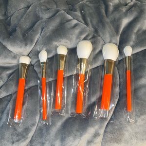 Unit brush set